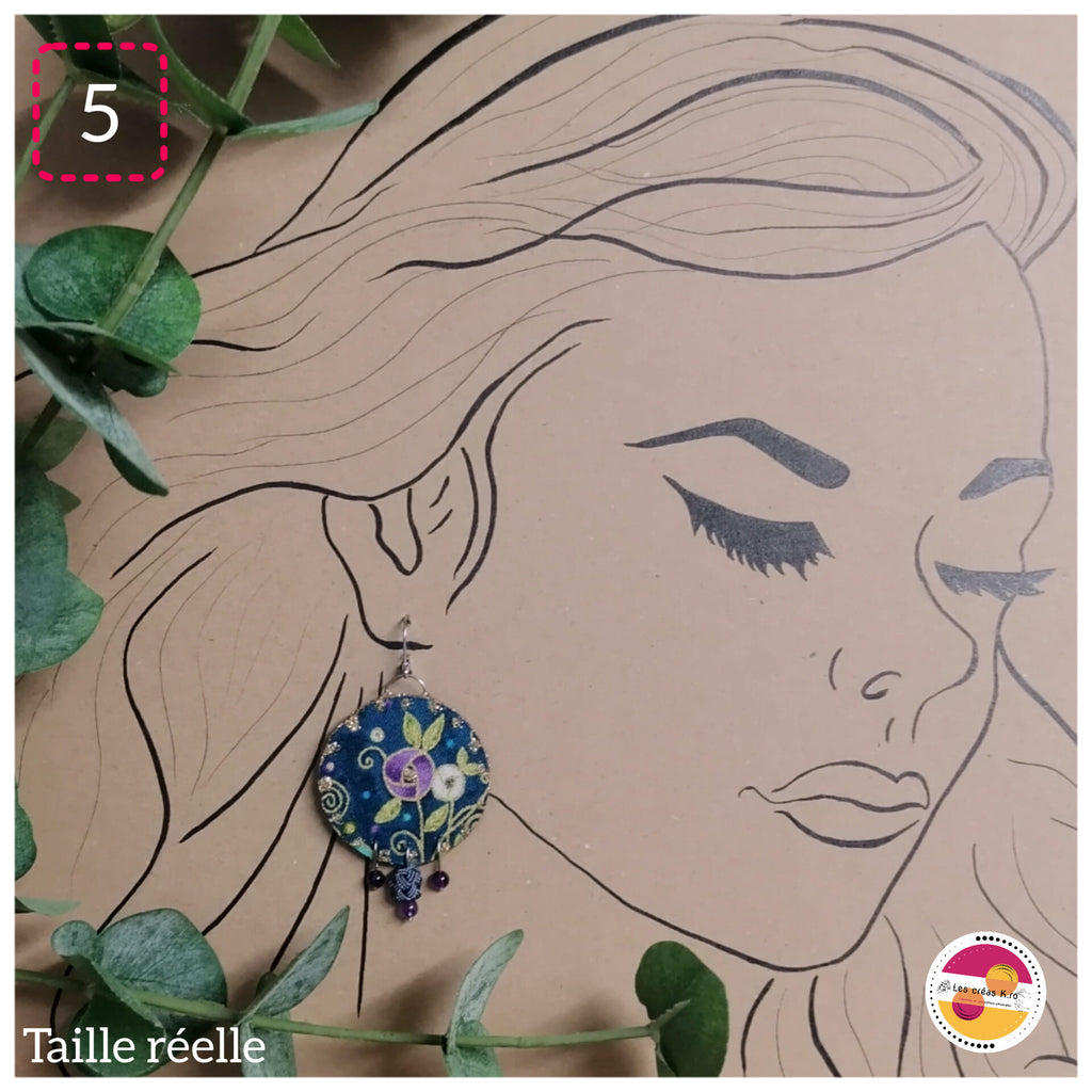 Boucles d’oreilles rondes pendantes en tissu et perles de minéraux - collection RONDO